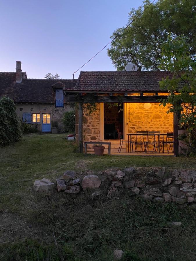Gîte de la Doit, en pleine campagne, pour 14 pers Saint-Marcelin-de-Cray Extérieur photo