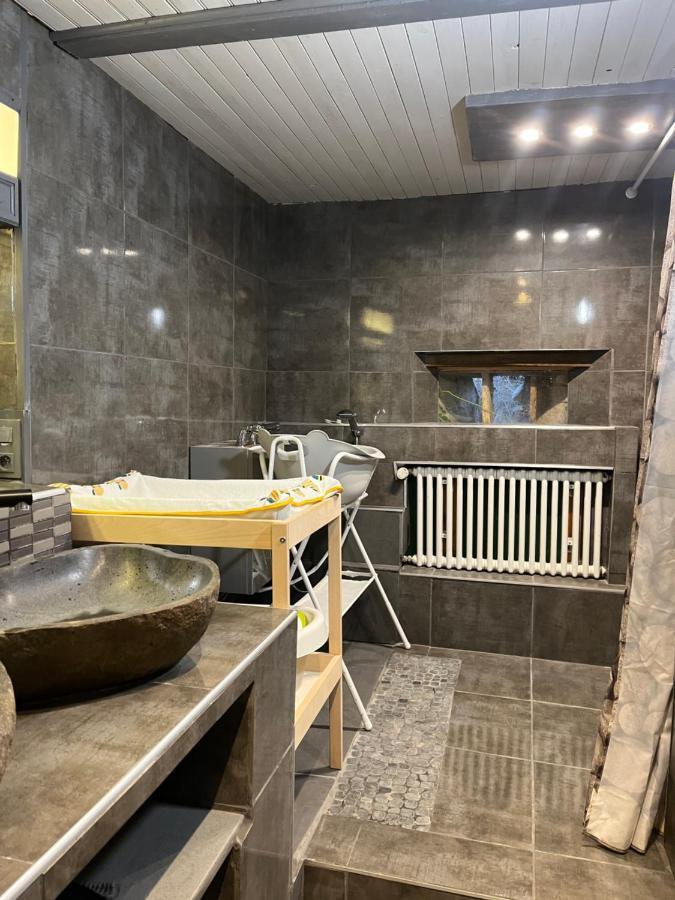 Gîte de la Doit, en pleine campagne, pour 14 pers Saint-Marcelin-de-Cray Extérieur photo